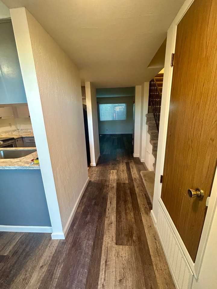 14725 Doolittle Dr - Photo 2 of 26