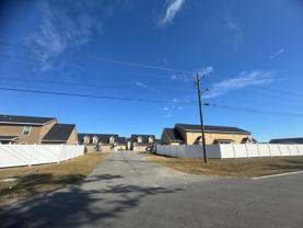 900 Maple Dr - Photo 1 of 1