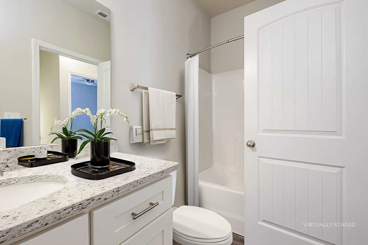 3 Madaline Ln - Photo 6 of 47