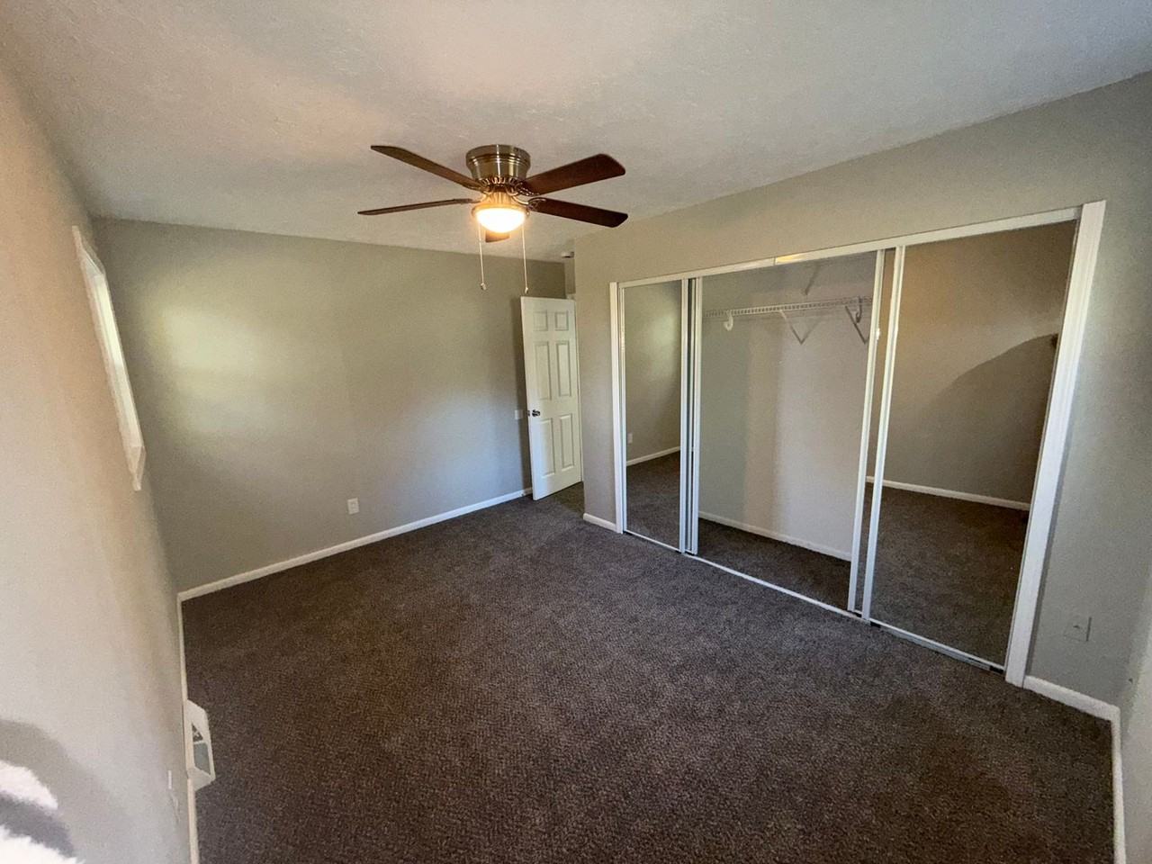 1273 Spruce Tree Ln - Photo 5 of 9