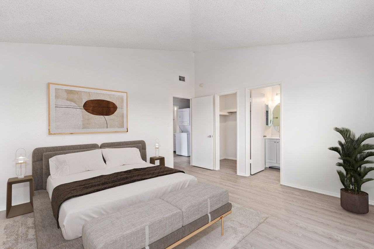 7211 N 54th Ave - Photo 3 of 50