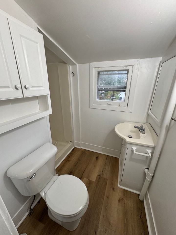 2723 8th Ave - Photo 6 of 7
