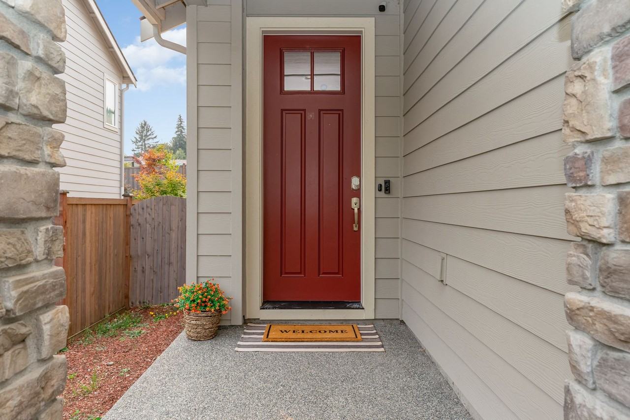 13360 205th Avenue Southeast - Photo 3 of 43