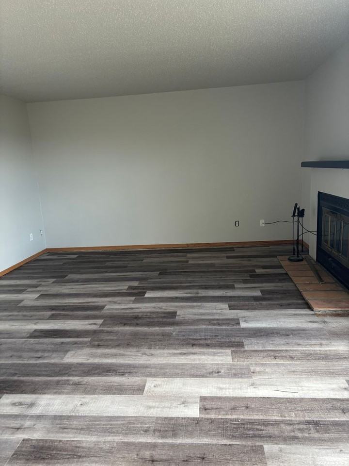 937 Delmar Ct
