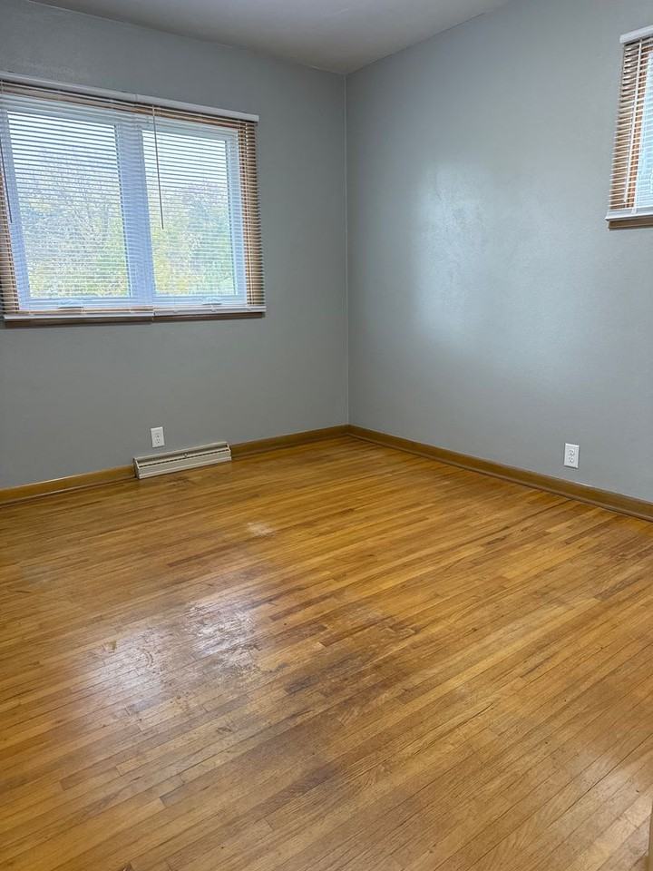 543 Mildred Ave - Photo 3 of 8