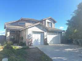 featured image of 305 Toyon Ct
