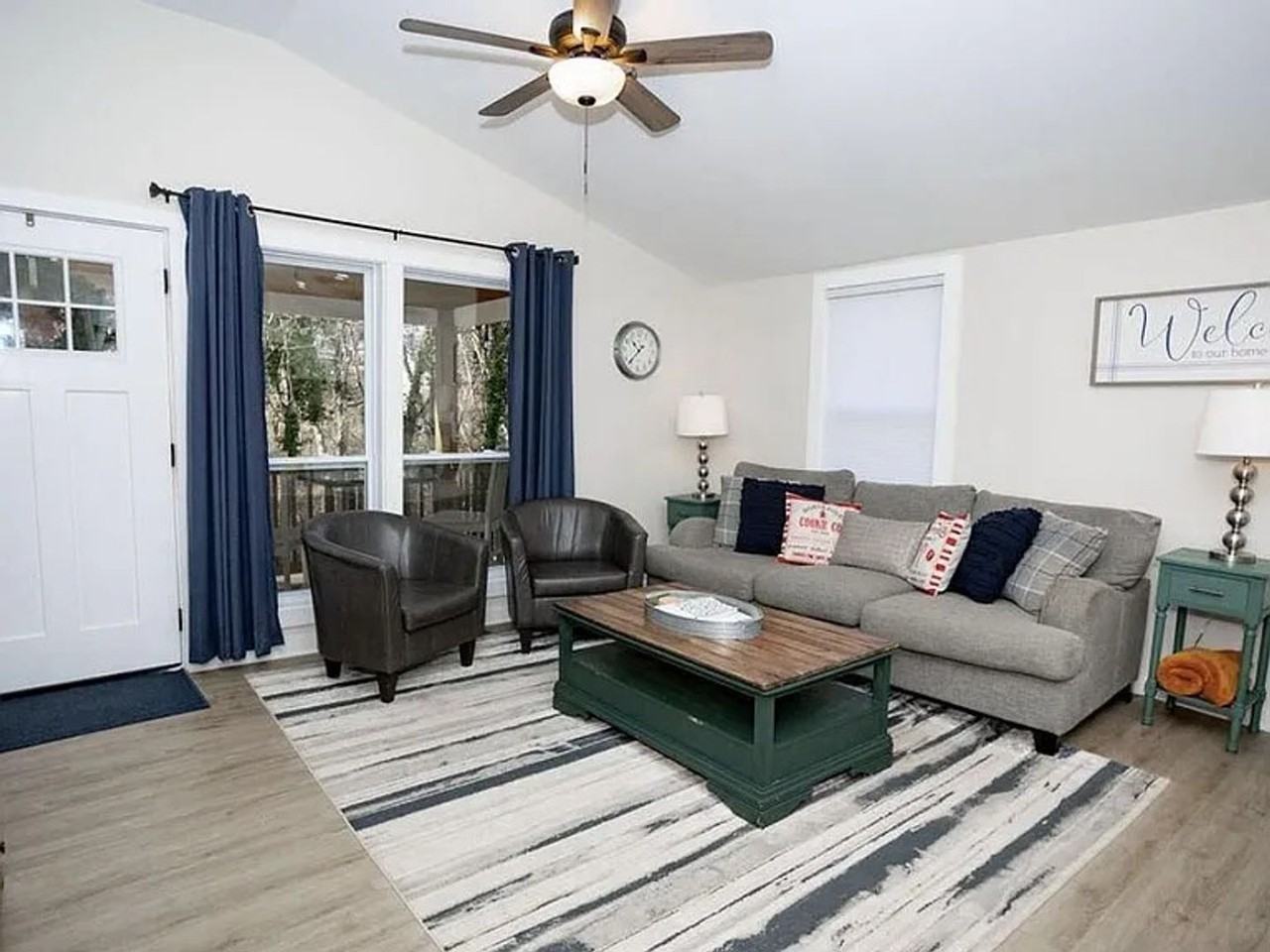 703 North D Street - Photo 3 of 8