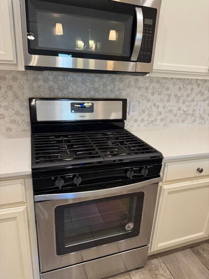 7000 Nw 155th Ter - Photo 5 of 27