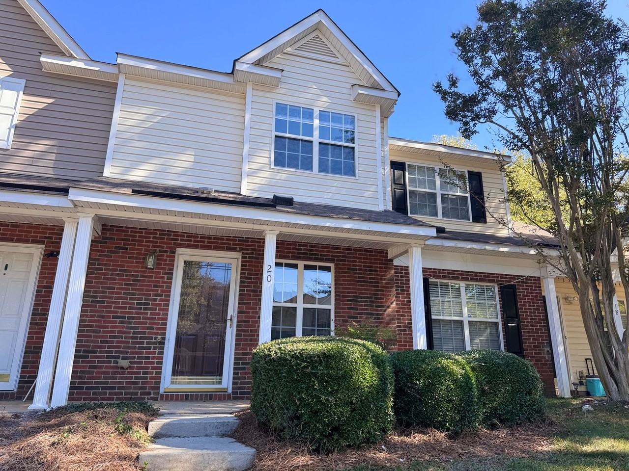 20 Peggy Sue Ct - Photo 2 of 33