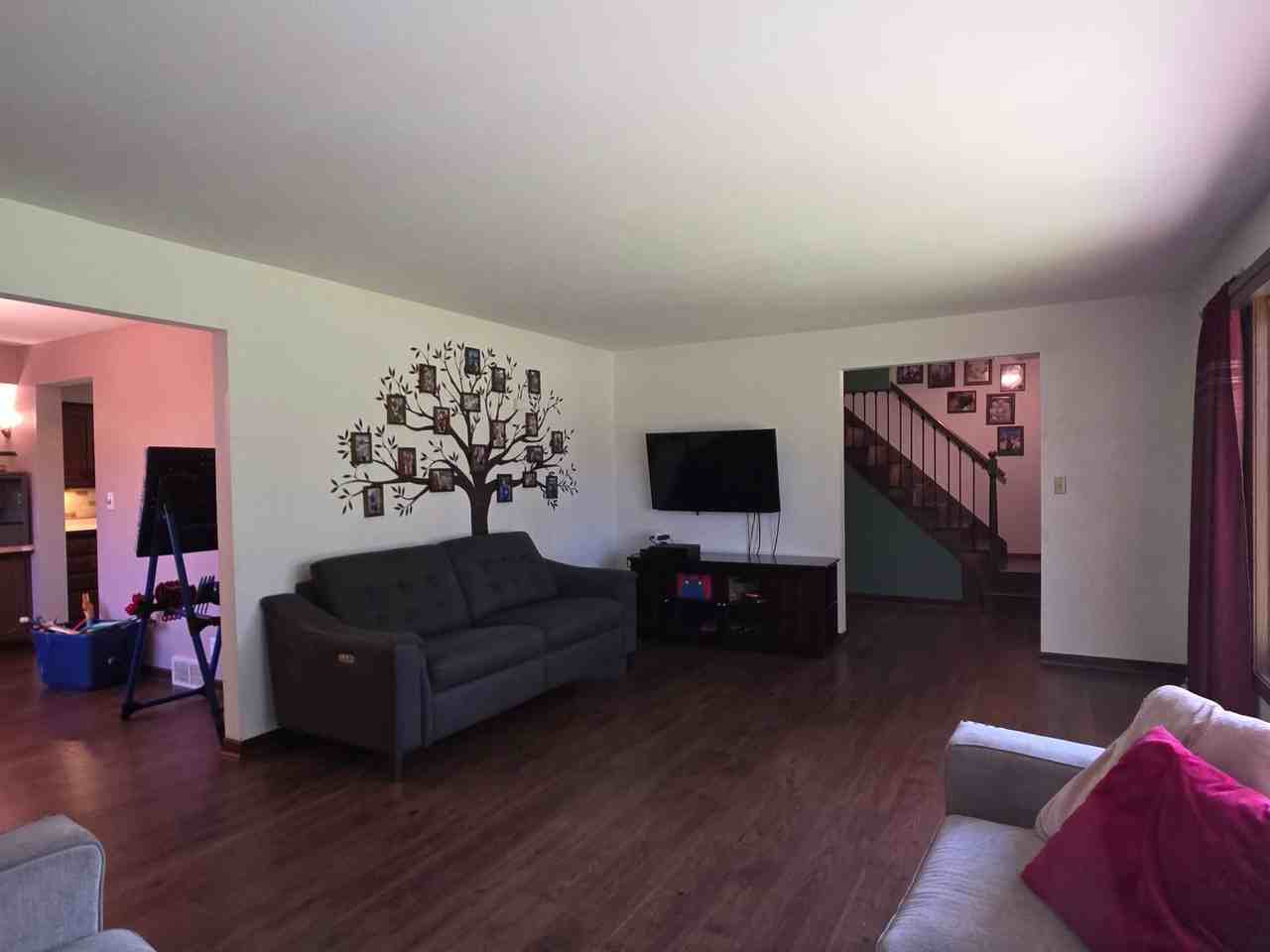 N67W28710 Longview St - Photo 3 of 46