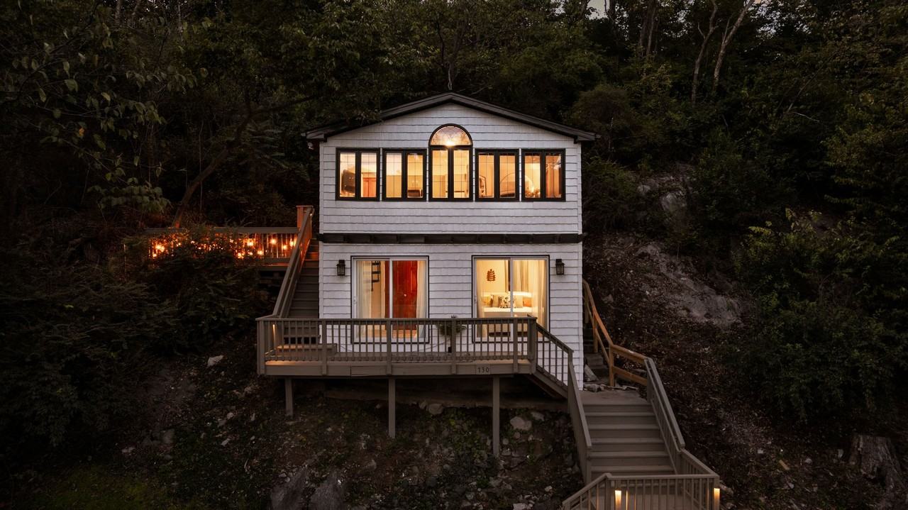 730 Bennys Beach Rd - Photo 3 of 45