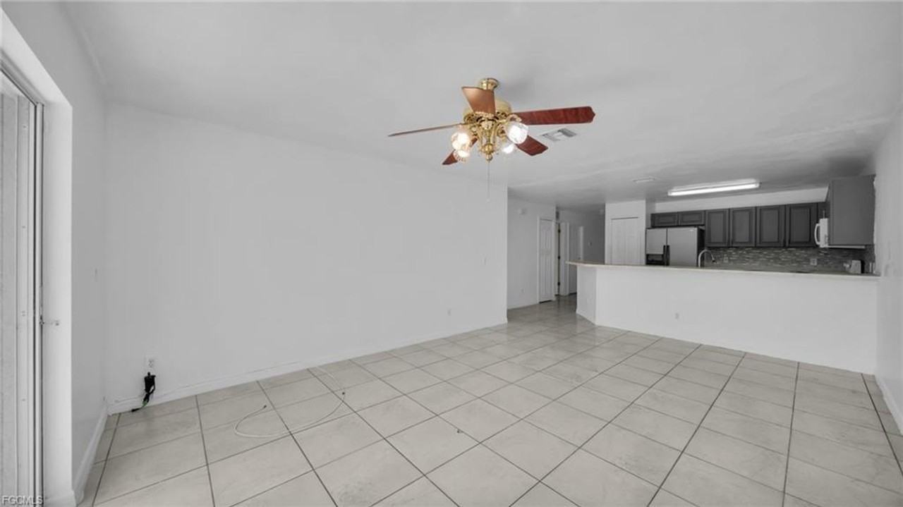 4549 22nd St Sw - Photo 4 of 19