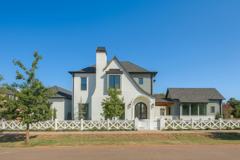 18717 Selah Way - Photo 1 of 1