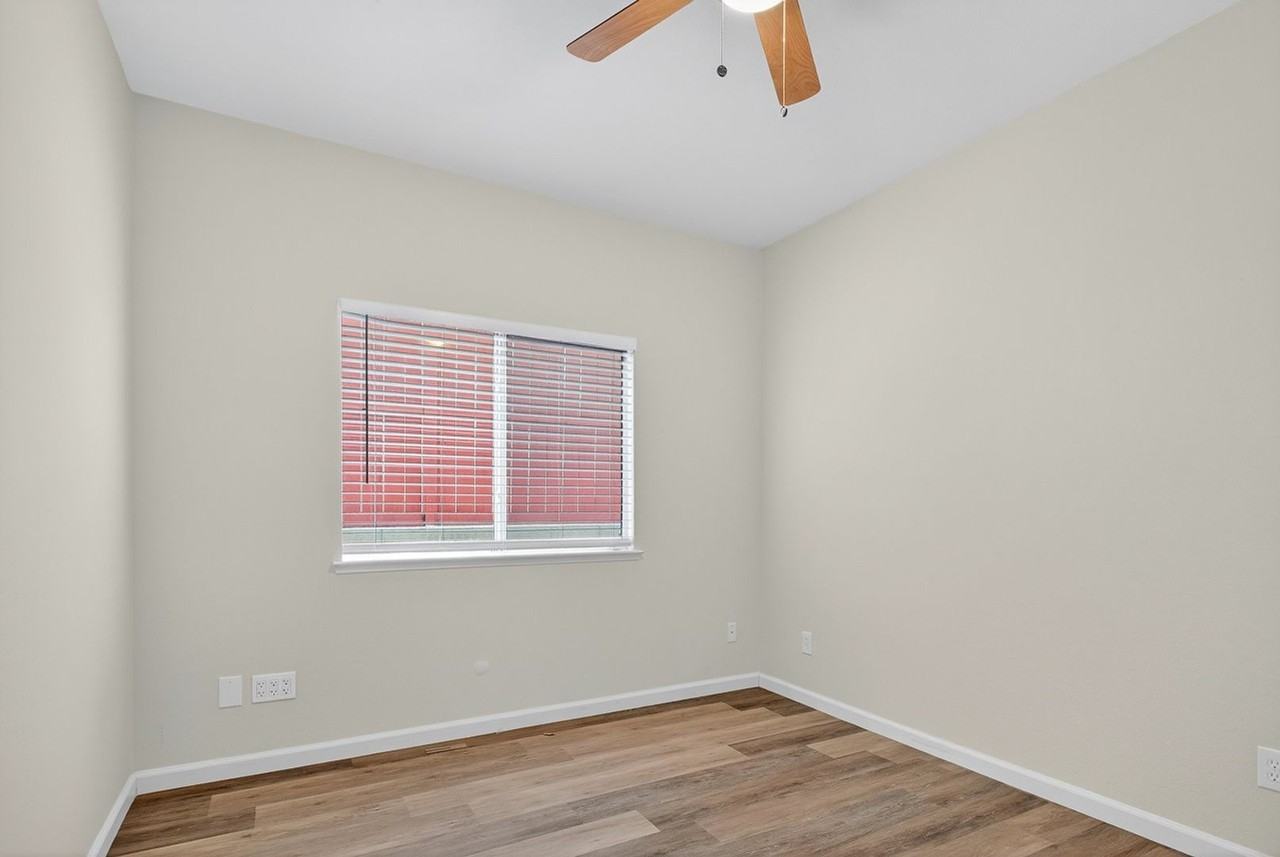 45413 Eagle Crest Ln - Photo 5 of 50