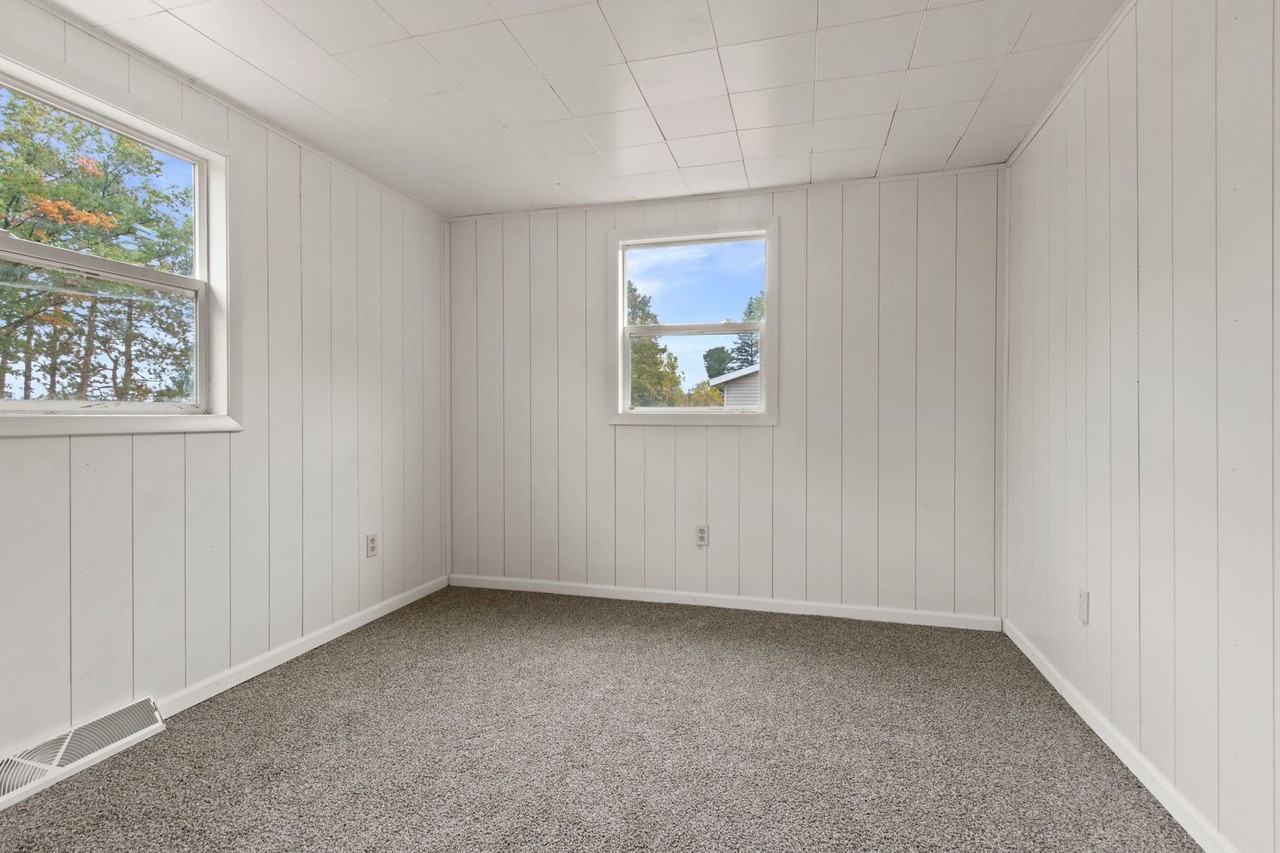 N16464 26th Ave - Photo 2 of 12