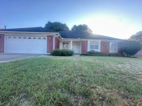 7 Stratford Ln - Photo 1 of 1