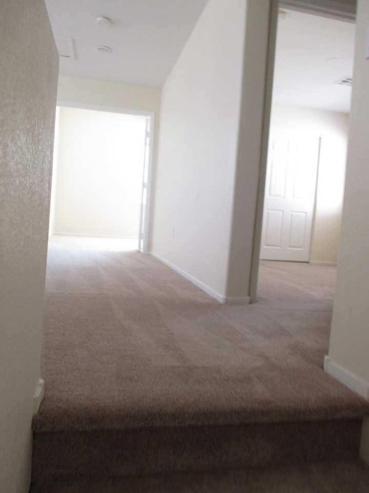 8215 Violet Meadow Ct - Photo 6 of 15