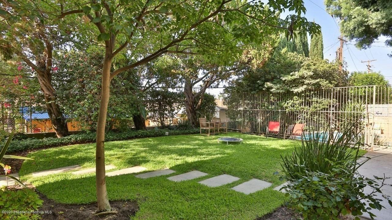 1200 W Huntington Dr #9 - Photo 4 of 32