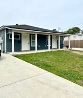 featured image of 525 Roselawn Ave