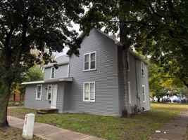 featured image of 220 13th Ave W