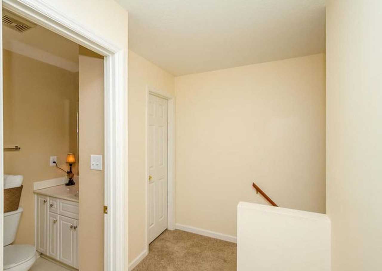 227 Caldwell Cir - Photo 4 of 18
