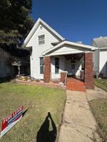 featured image of 27 W Delaware St