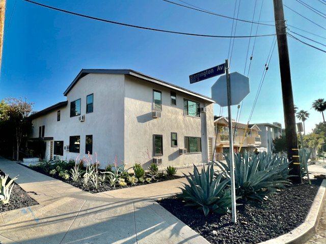 11702 Dorothy St - Photo 2 of 18