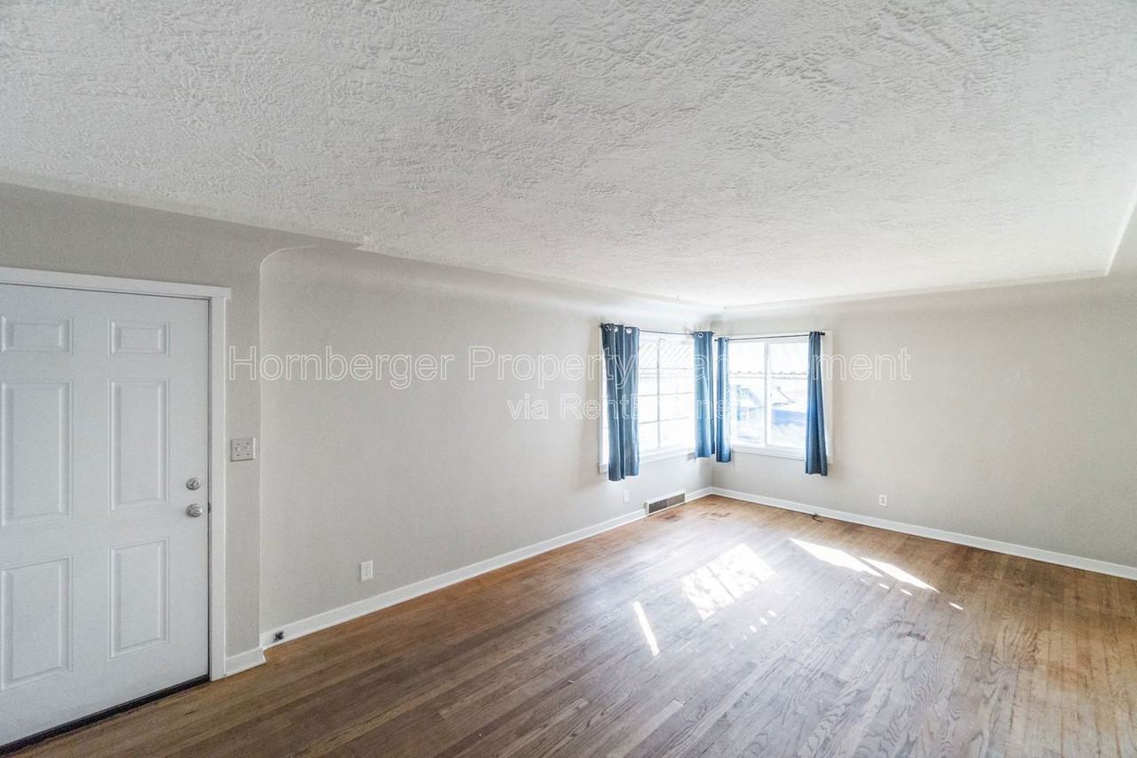 1808 W 2nd Ave - Photo 3 of 22