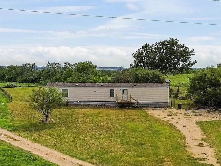 618 Bylerpool Rd - Photo 2 of 34