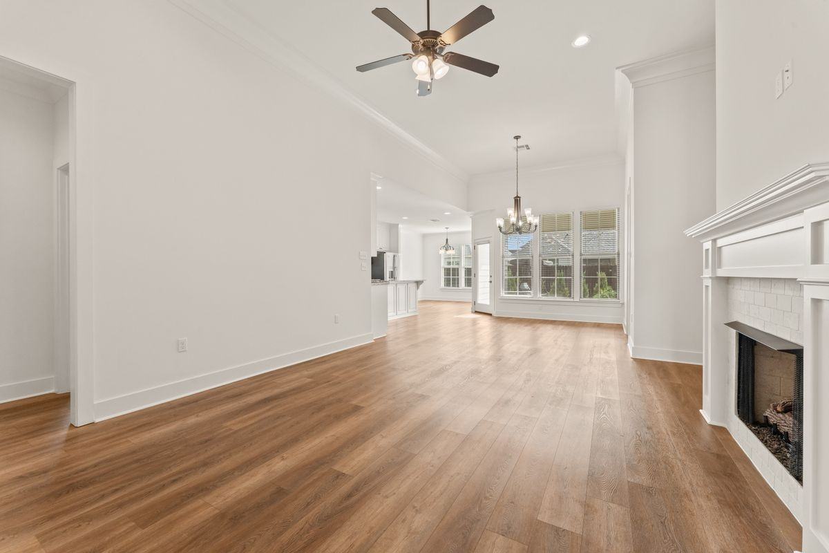 557 Warbler Crossing Ave - Photo 3 of 33