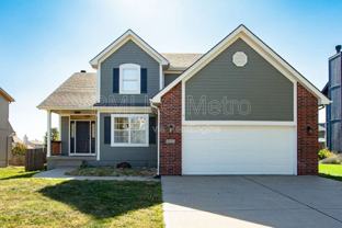 833 Se 11th Ter - Photo 1 of 1