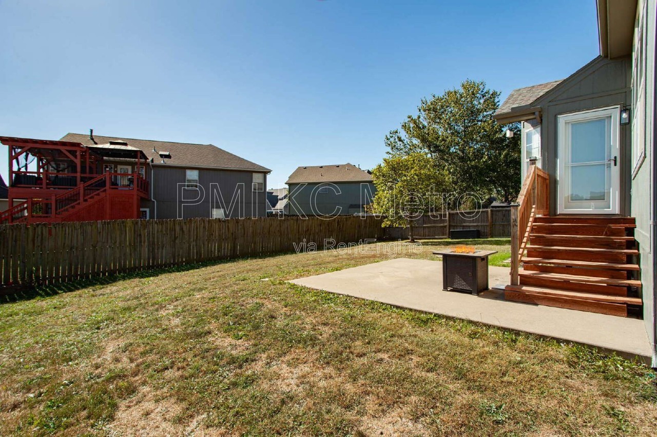 833 Se 11th Ter - Photo 5 of 47