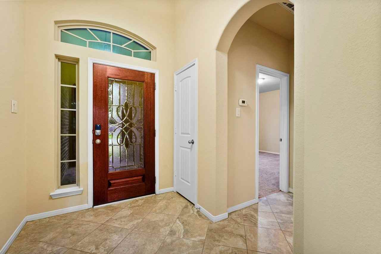 115 Meadow Valley Dr - Photo 4 of 26
