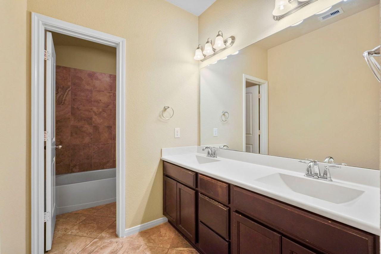 115 Meadow Valley Dr - Photo 7 of 26