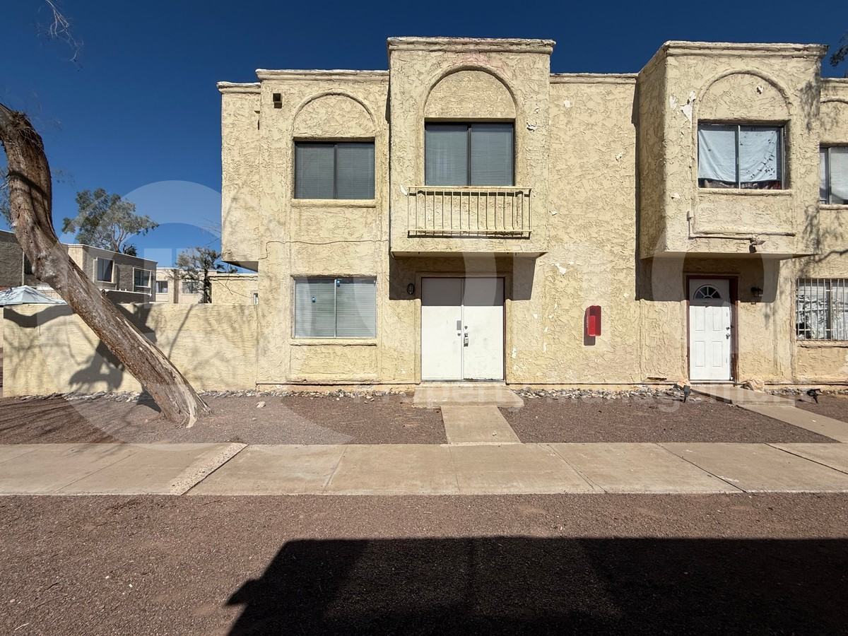 1464 North 54th Avenue - Photo 4 of 19