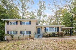 2407 Oakridge Ct - Photo 1 of 1