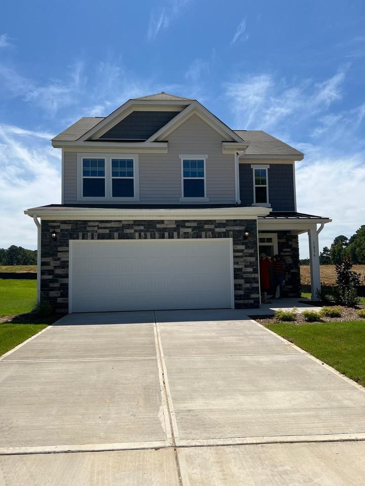 1036 Sidney Creek Dr - Photo 2 of 15