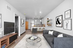 featured image of 2065 S Cherokee St