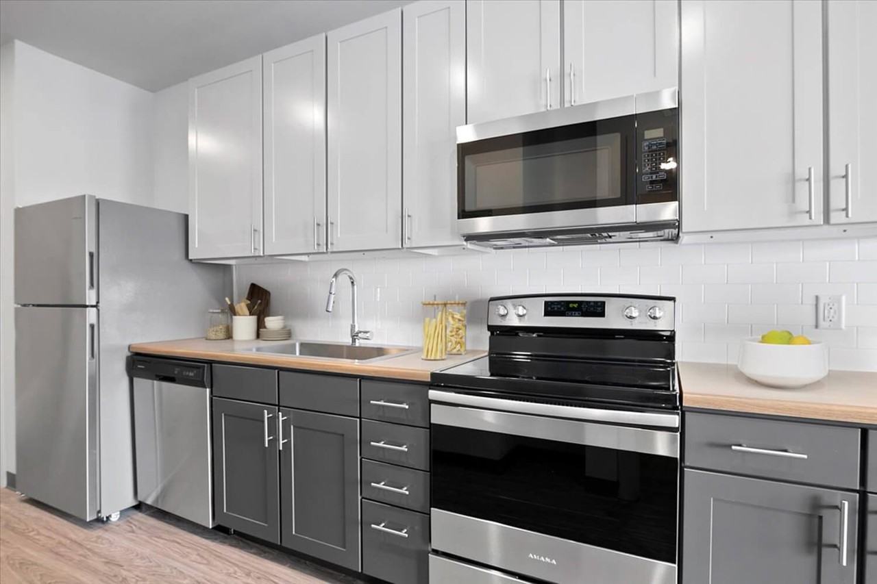 The Overland - Photo 2 of 50