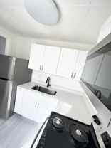 205 S Grove St #2 - Photo 1 of 1