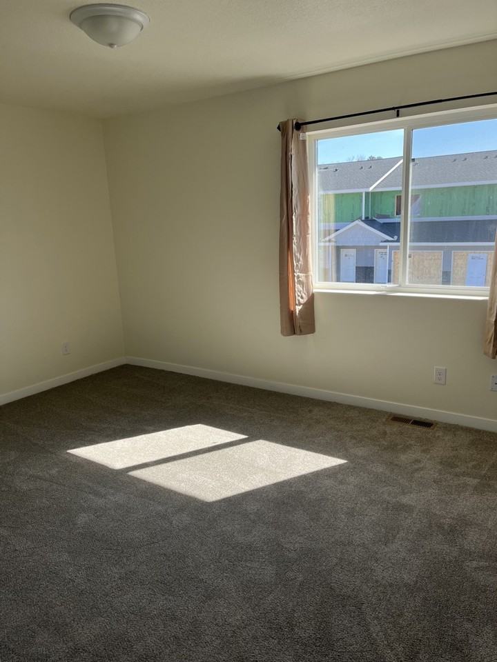 500 County Road 21 S - Photo 2 of 4