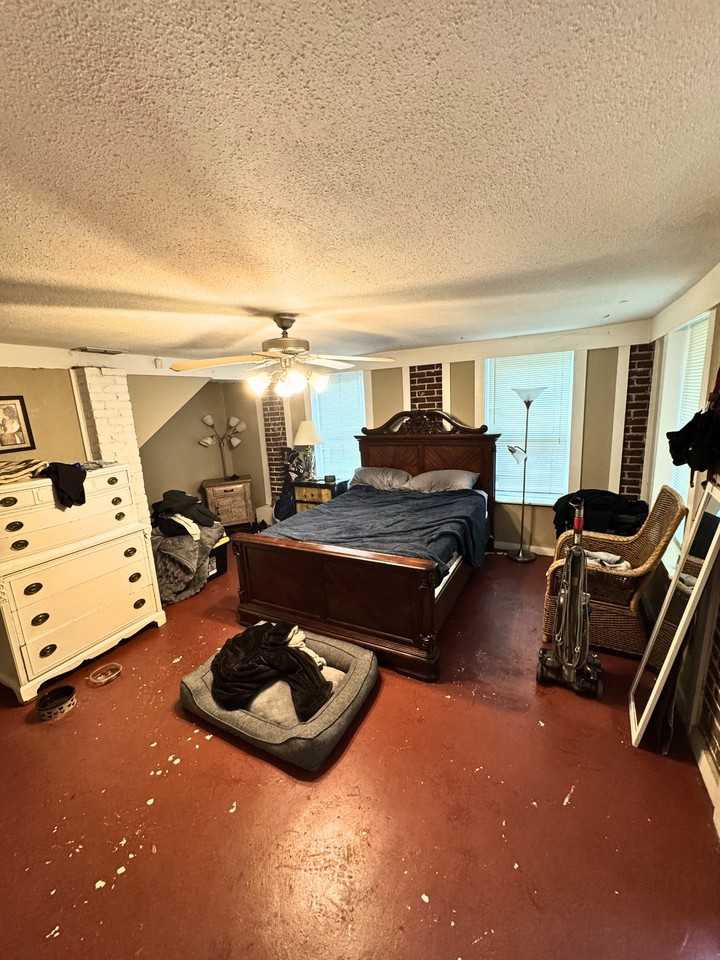 1313 N Gadsden St #1 - Photo 2 of 9