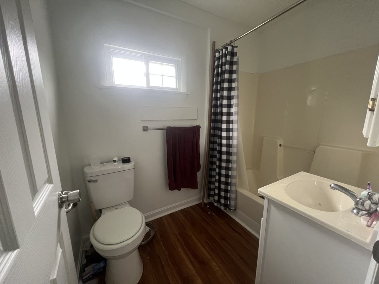 405 Forest Ave #B - Photo 4 of 7