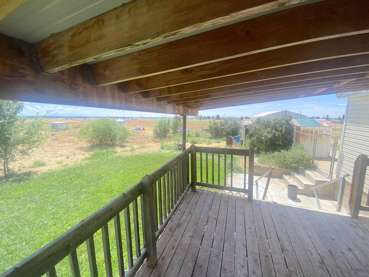 853 Southeast - Photo 5 of 23