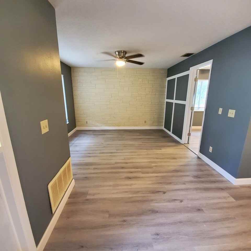 5624 Delaware Ave - Photo 3 of 19