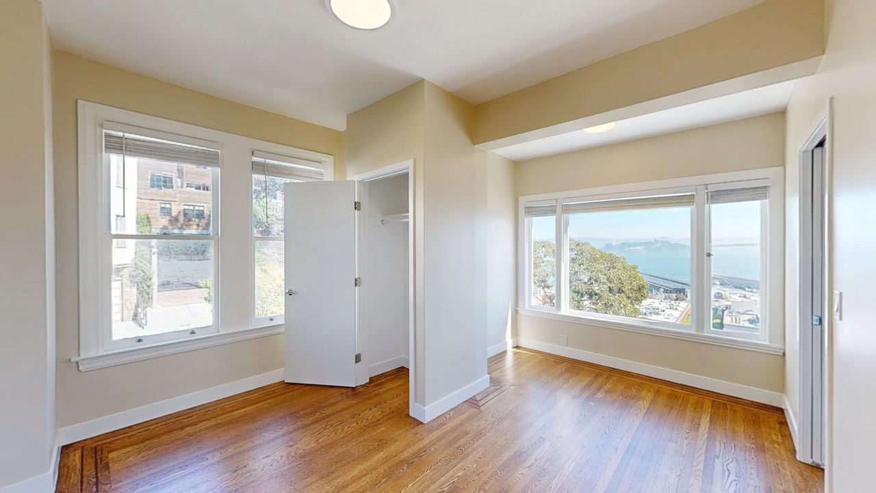 267-273 Green Street - Photo 3 of 7