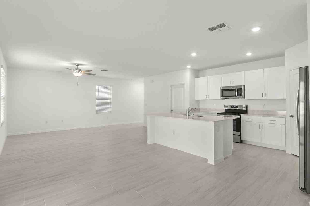 11756 Radiant Shore Loop - Photo 7 of 26