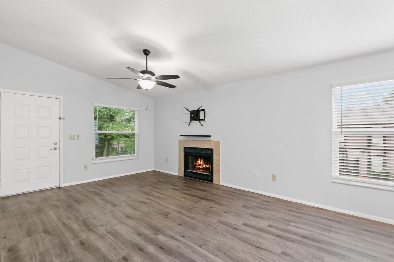 4014 Dream Oak Place - Photo 7 of 24