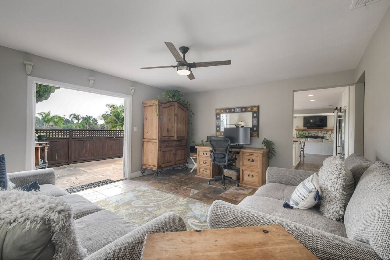 2017 Caracol Ct - Photo 6 of 33