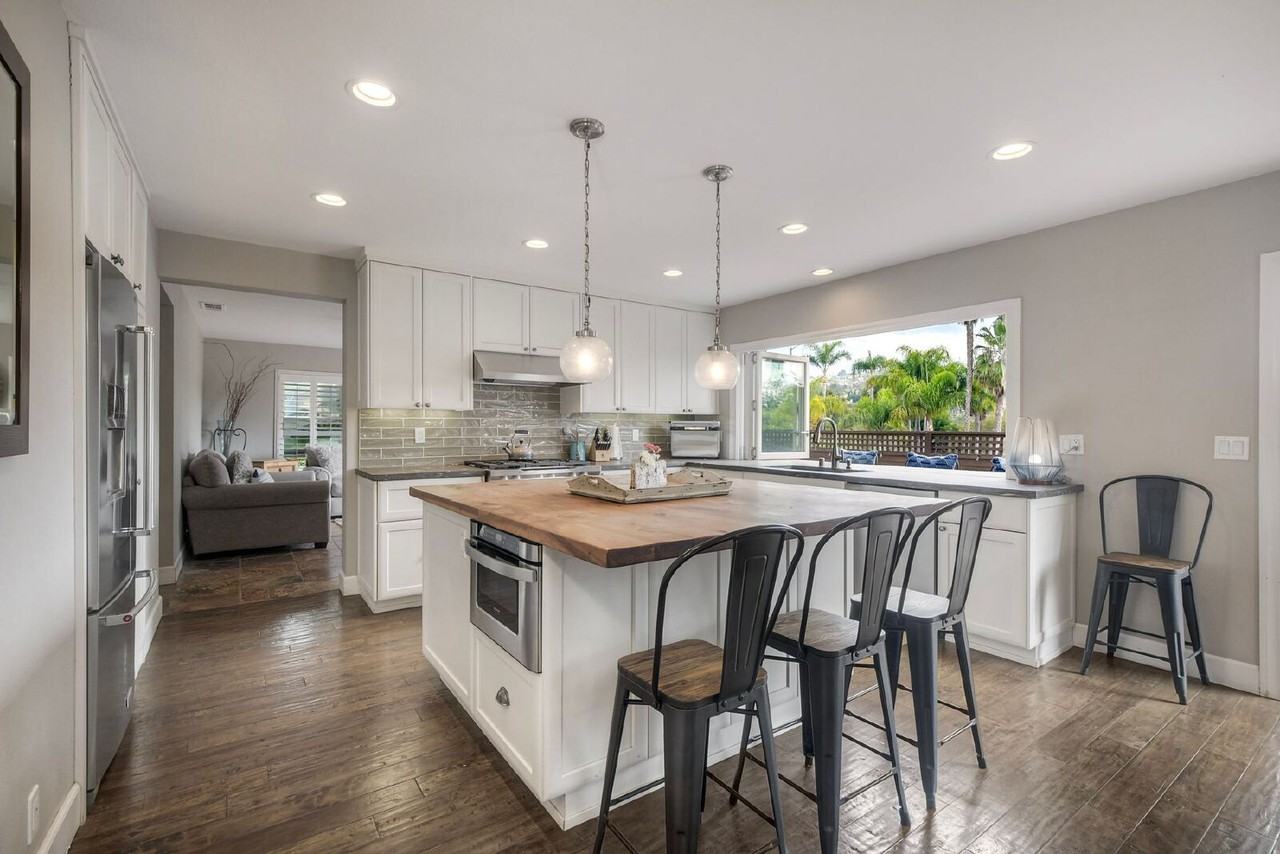 2017 Caracol Ct - Photo 7 of 33